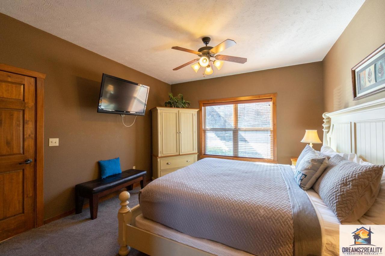 Forest Heights Lodge - 6Br - Pool Table - Near Silver Dollar City - Free Tickets Included Branson Dış mekan fotoğraf