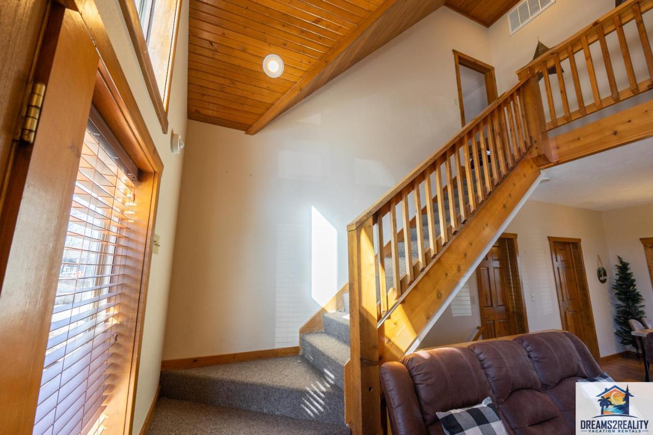 Forest Heights Lodge - 6Br - Pool Table - Near Silver Dollar City - Free Tickets Included Branson Dış mekan fotoğraf