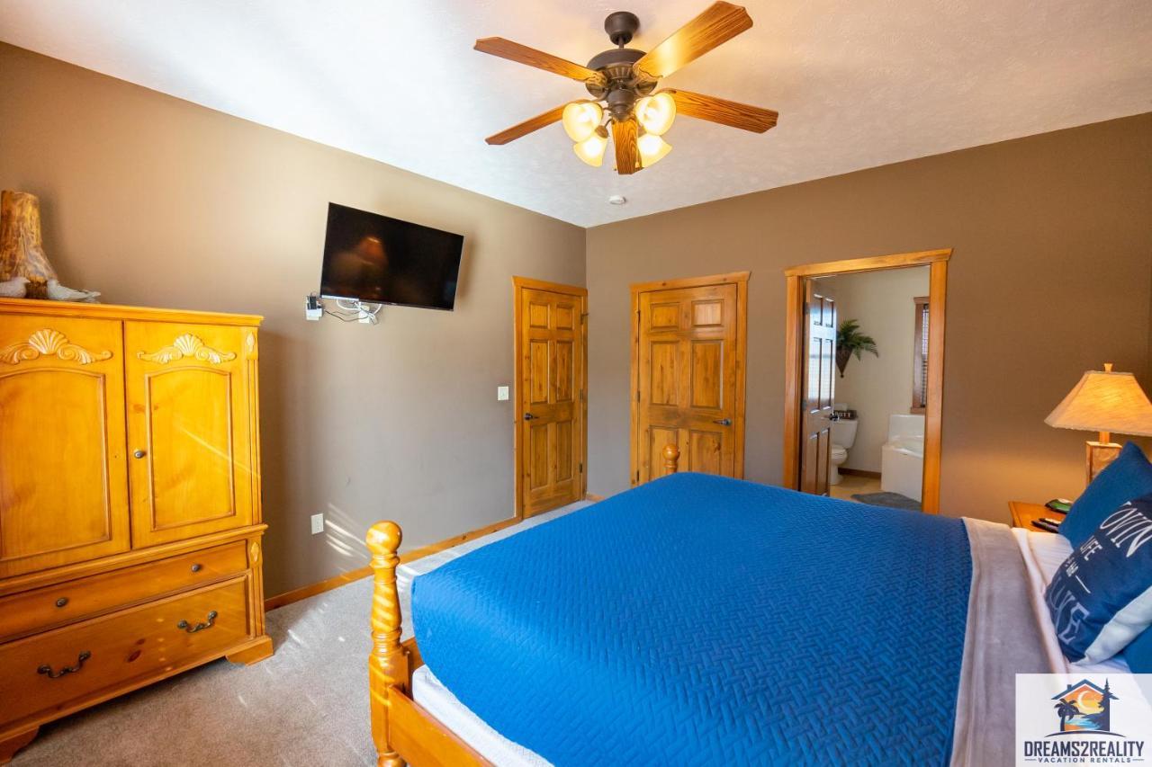 Forest Heights Lodge - 6Br - Pool Table - Near Silver Dollar City - Free Tickets Included Branson Dış mekan fotoğraf