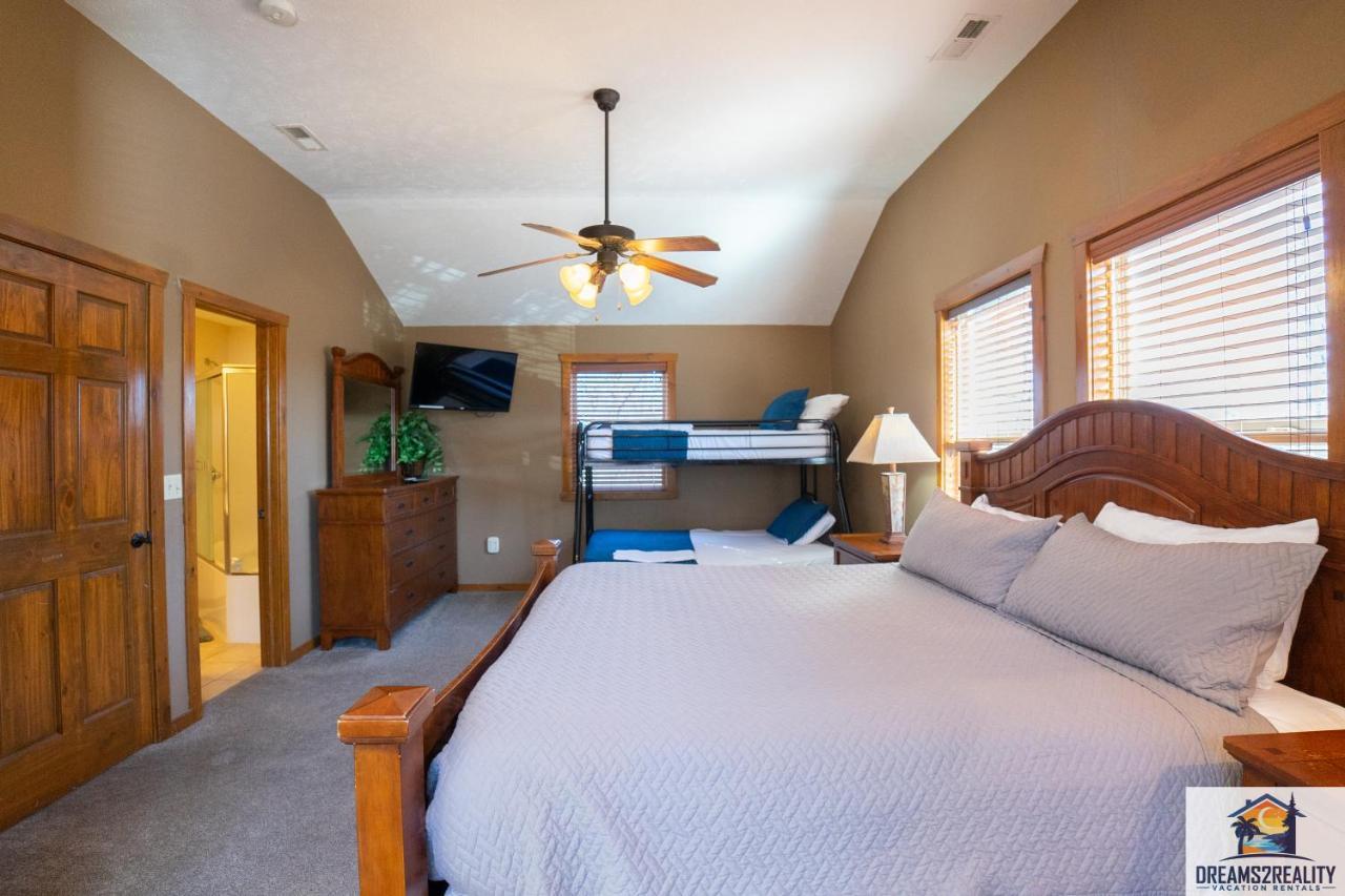 Forest Heights Lodge - 6Br - Pool Table - Near Silver Dollar City - Free Tickets Included Branson Dış mekan fotoğraf