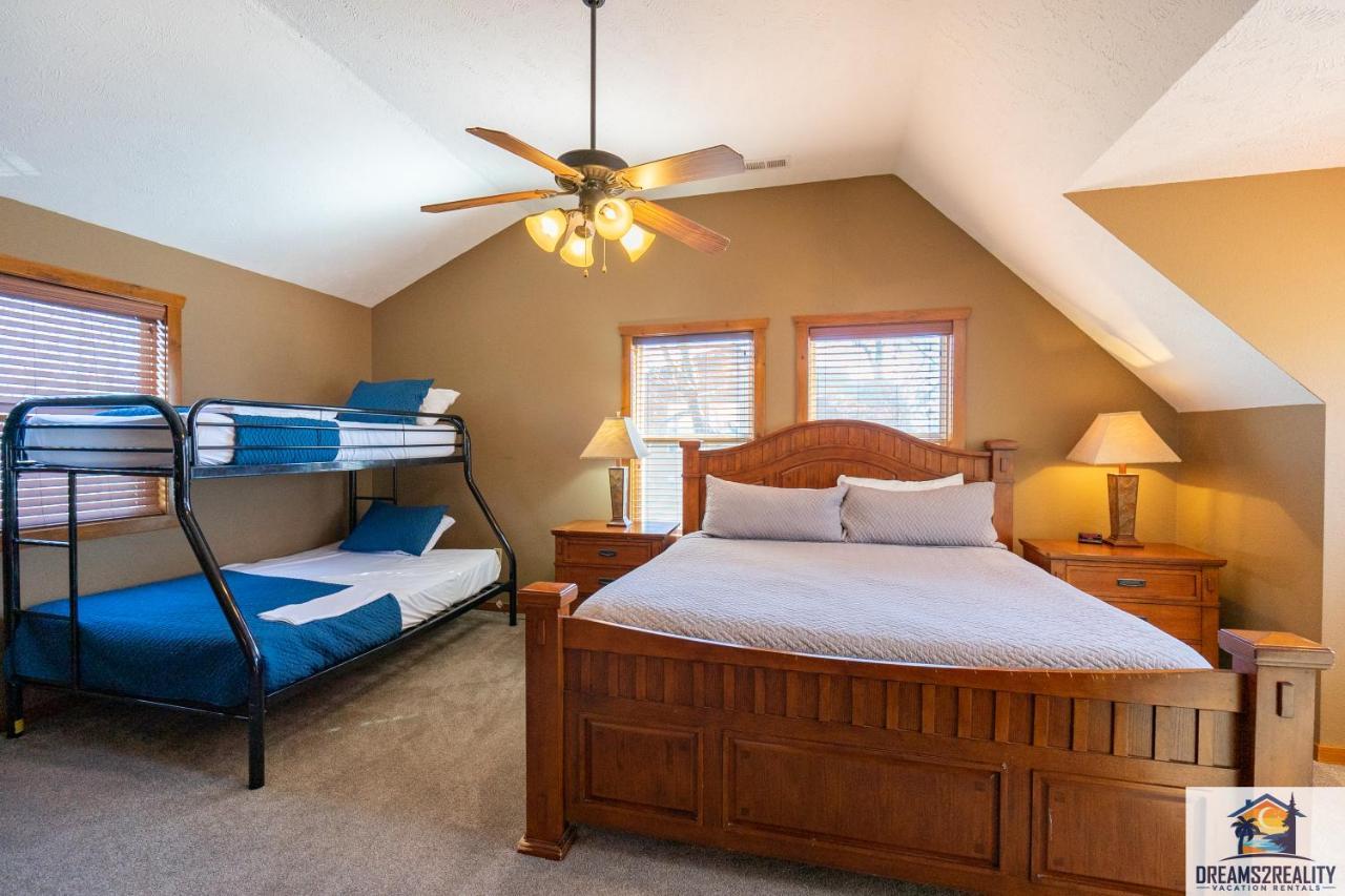 Forest Heights Lodge - 6Br - Pool Table - Near Silver Dollar City - Free Tickets Included Branson Dış mekan fotoğraf